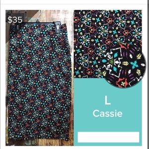 NWT LULAROE CASSIE SKIRT